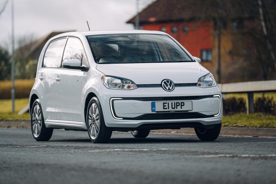  Volkswagen e-up! 2020 года  (UK) (фото 1 из 40)